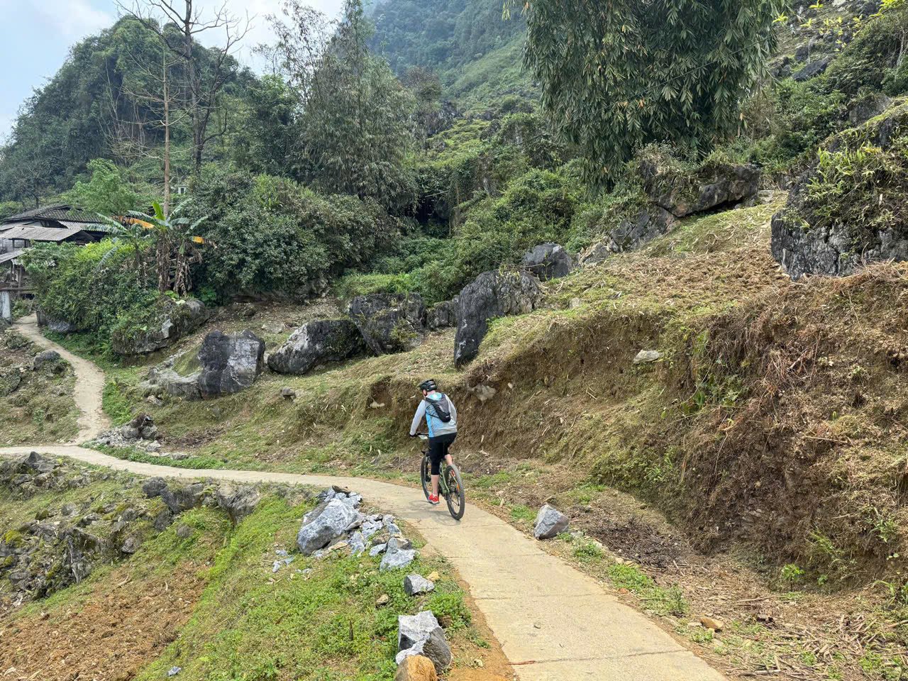 10-Day Ha Giang Loop & Hoang Su Phi Cycling Adventure